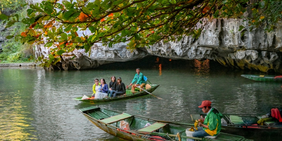 vietnam group tour packages